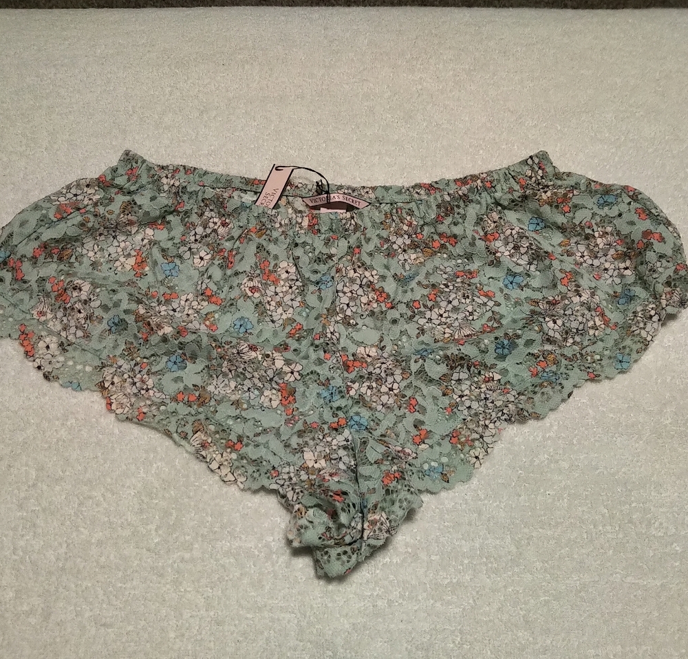 BRAND NEW Victoria's Secret Pajama Shorts- Size S